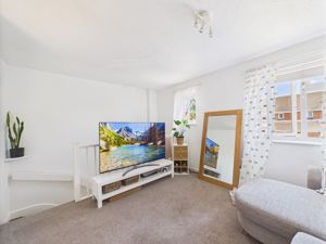 Lounge- click for photo gallery